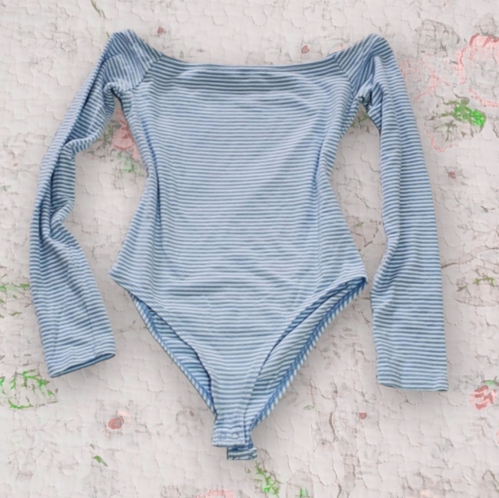 FOREVER 21 Contemporary Off Shoulder Bodysuit- long sleeve- striped- Rare